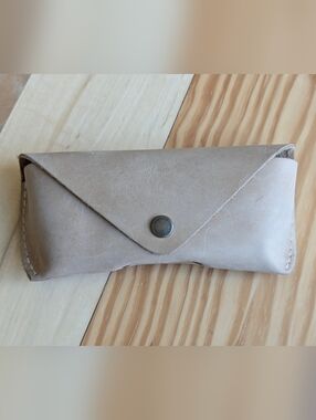 Portland Leather Dragon Bone Sunglasses Case